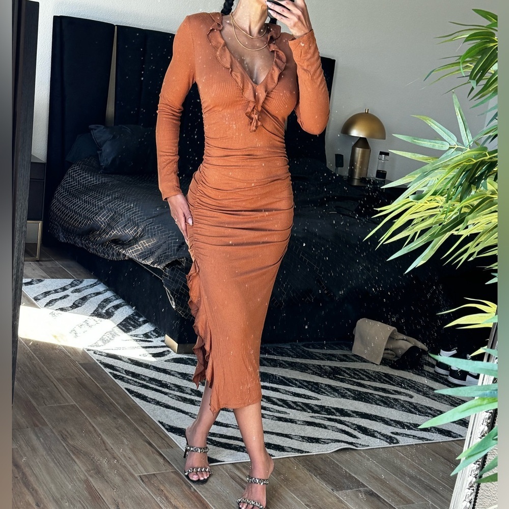 Elegant Ruffled Orange Dress - Picture 3 of 5